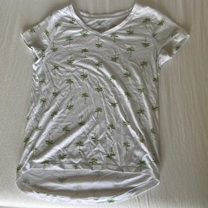 3/$25 old navy relaxed tee